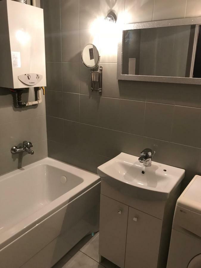 カトヴィツェApartament Silesia Parkアパートメント エクステリア 写真